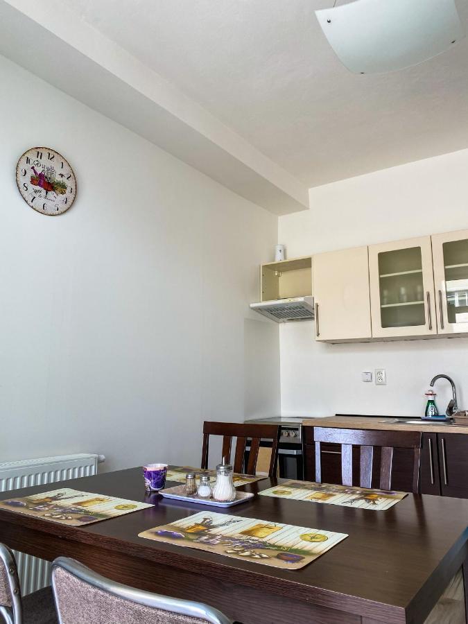 Apartman Kapitana Nalepku Anna Liptovský Mikuláš Extérieur photo